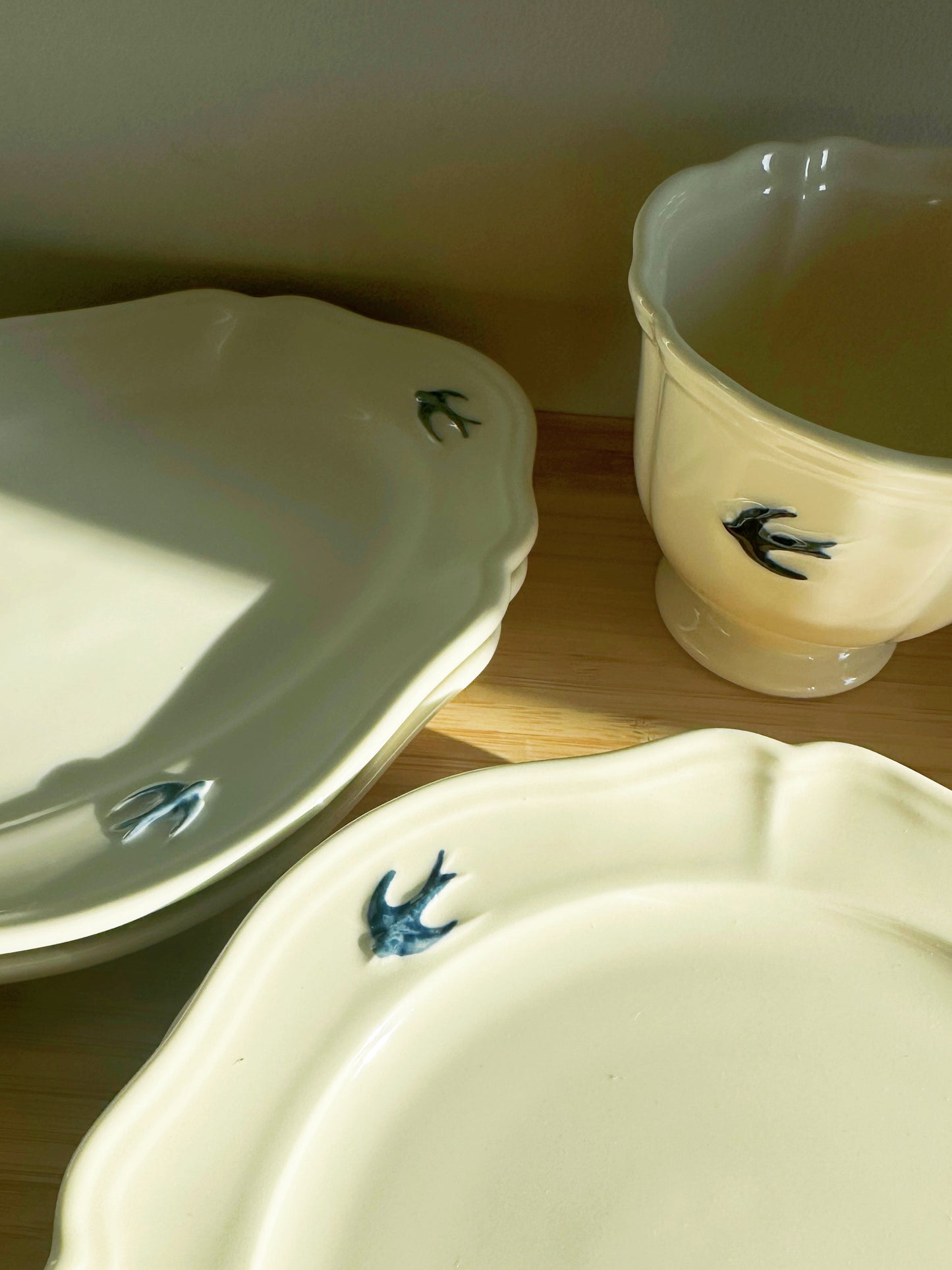 Studio M Early Bird Collection Round Plate Large