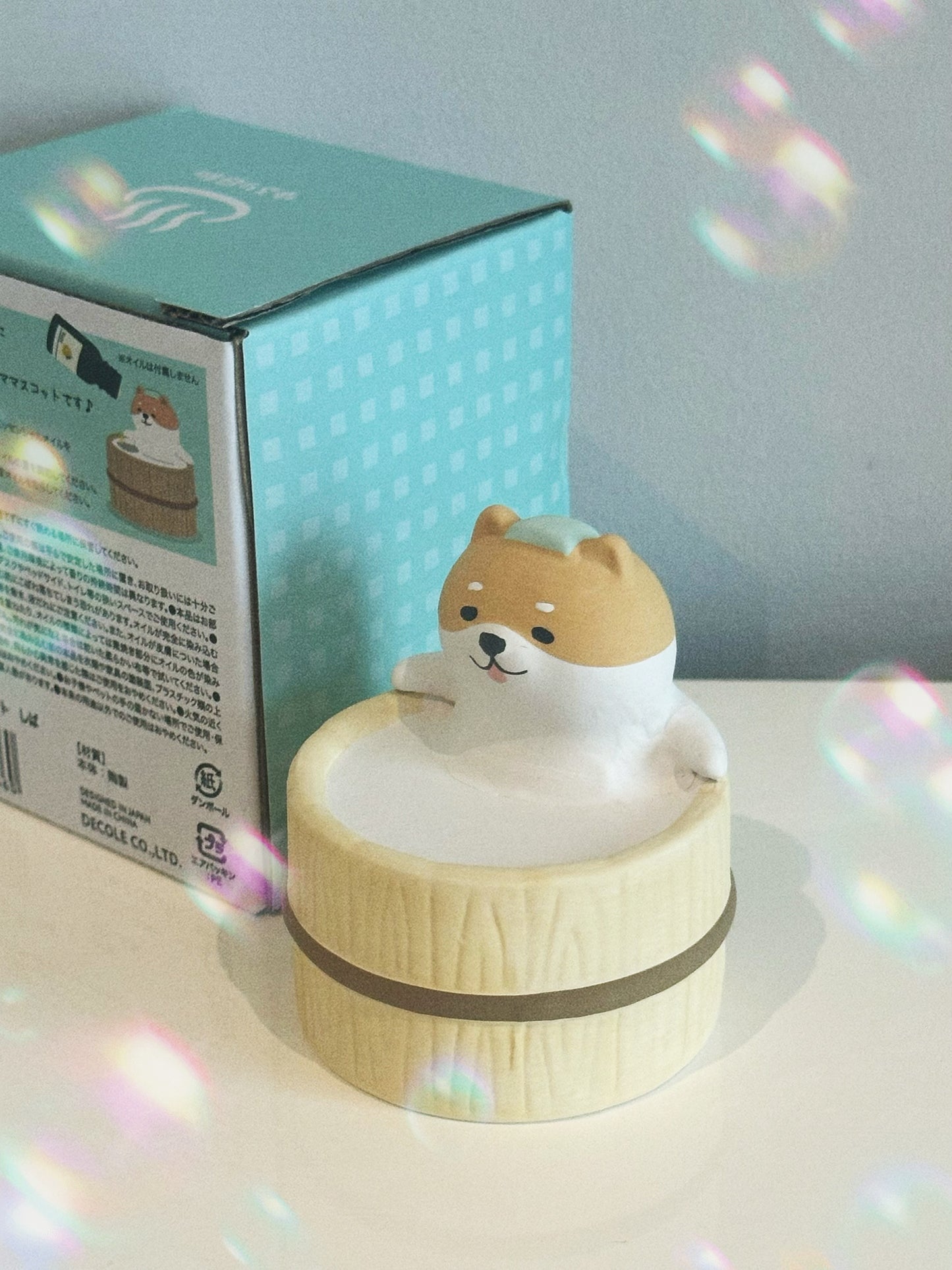 Decole Scent holder Capybara & Shiba dog