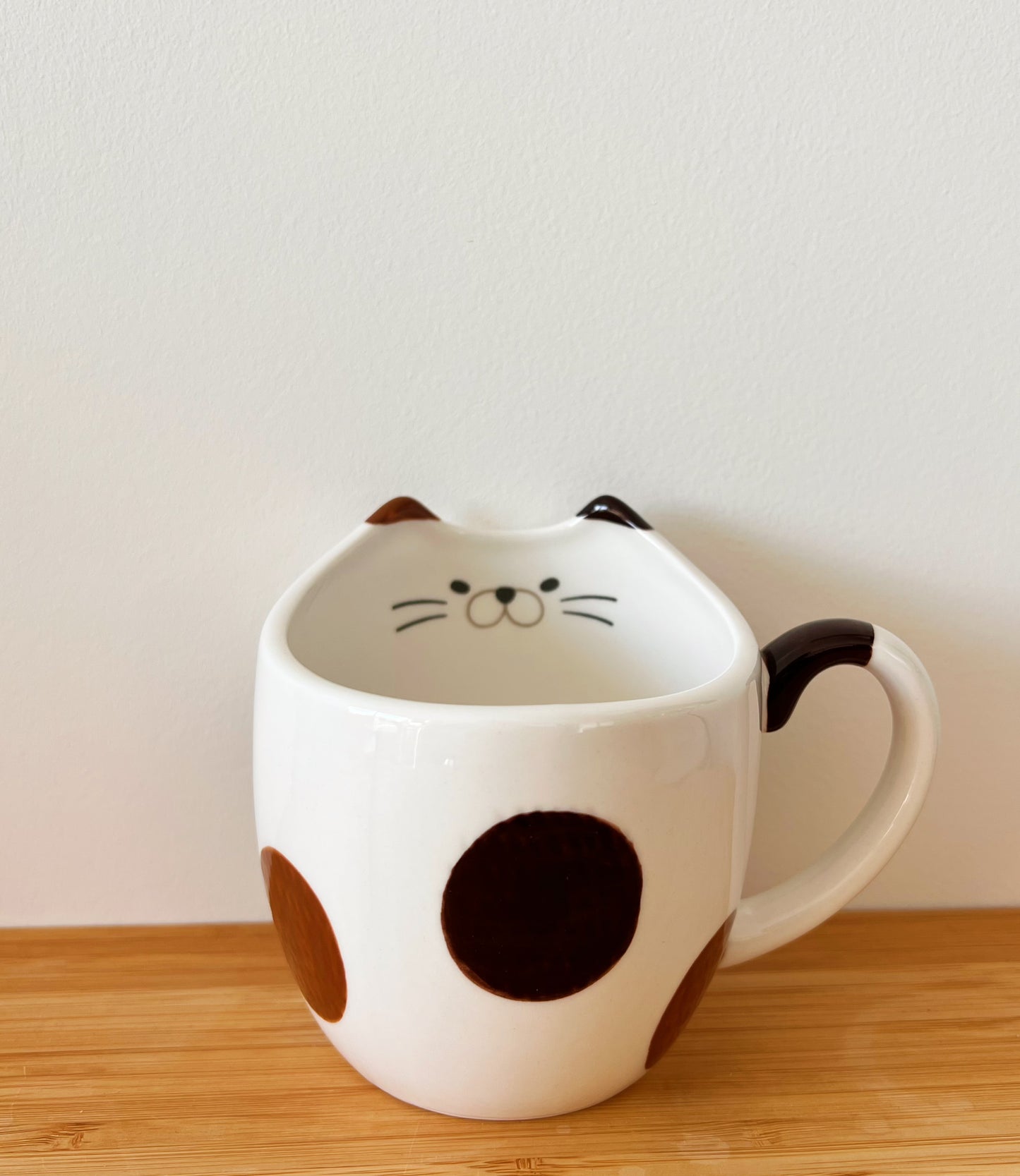 Decole Kannya Cat Mug