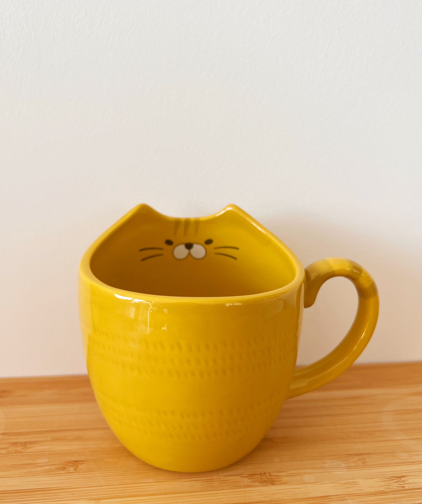 Decole Kannya Cat Mug