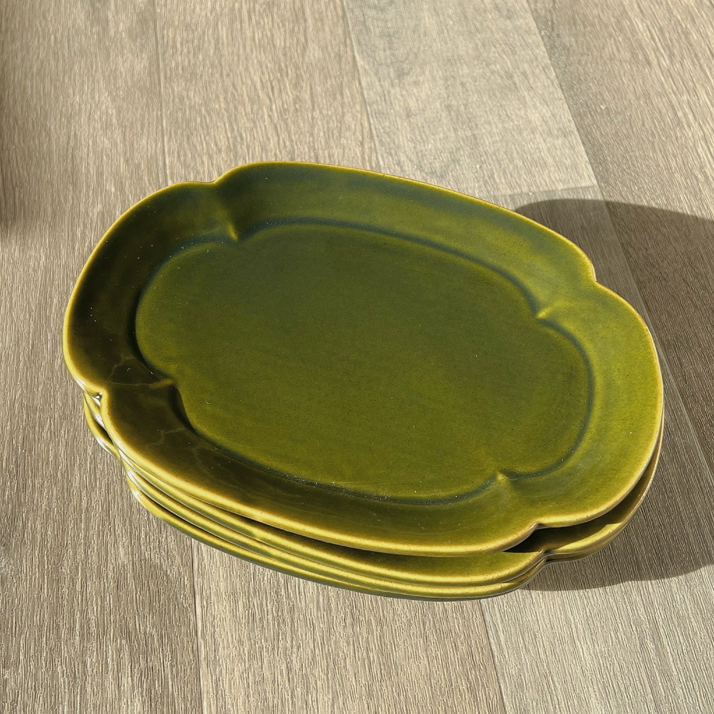 Studio M Lien plate green
