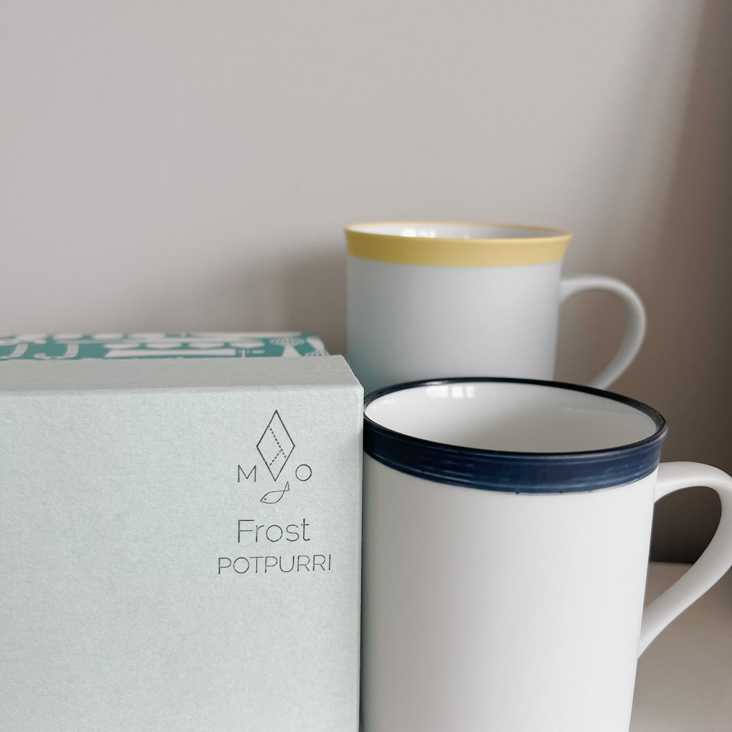 Potpurri Frost Matching Couple Mugs Gift set (set of 2 mugs)
