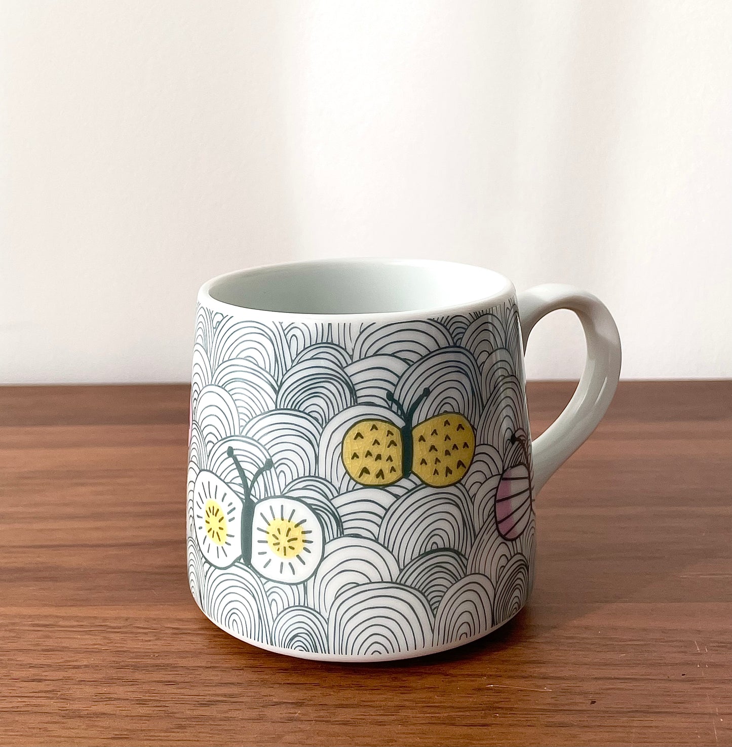 Butterfly Print Mug - Harekutani