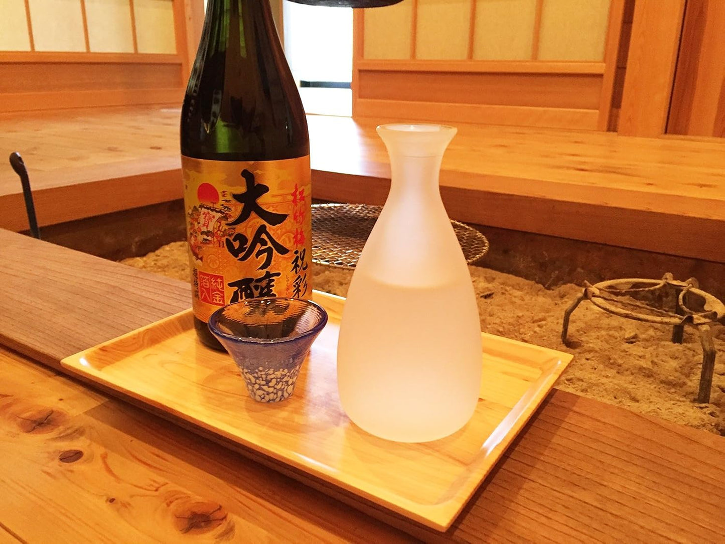 Toyo-sasaki Fuji Mountain Sake Cup Pink & Blue with Carafe