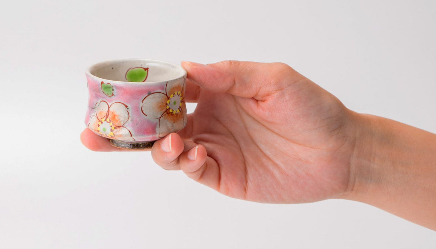 虚空藏窑 sake cup ぐい呑　ピンク花うらら