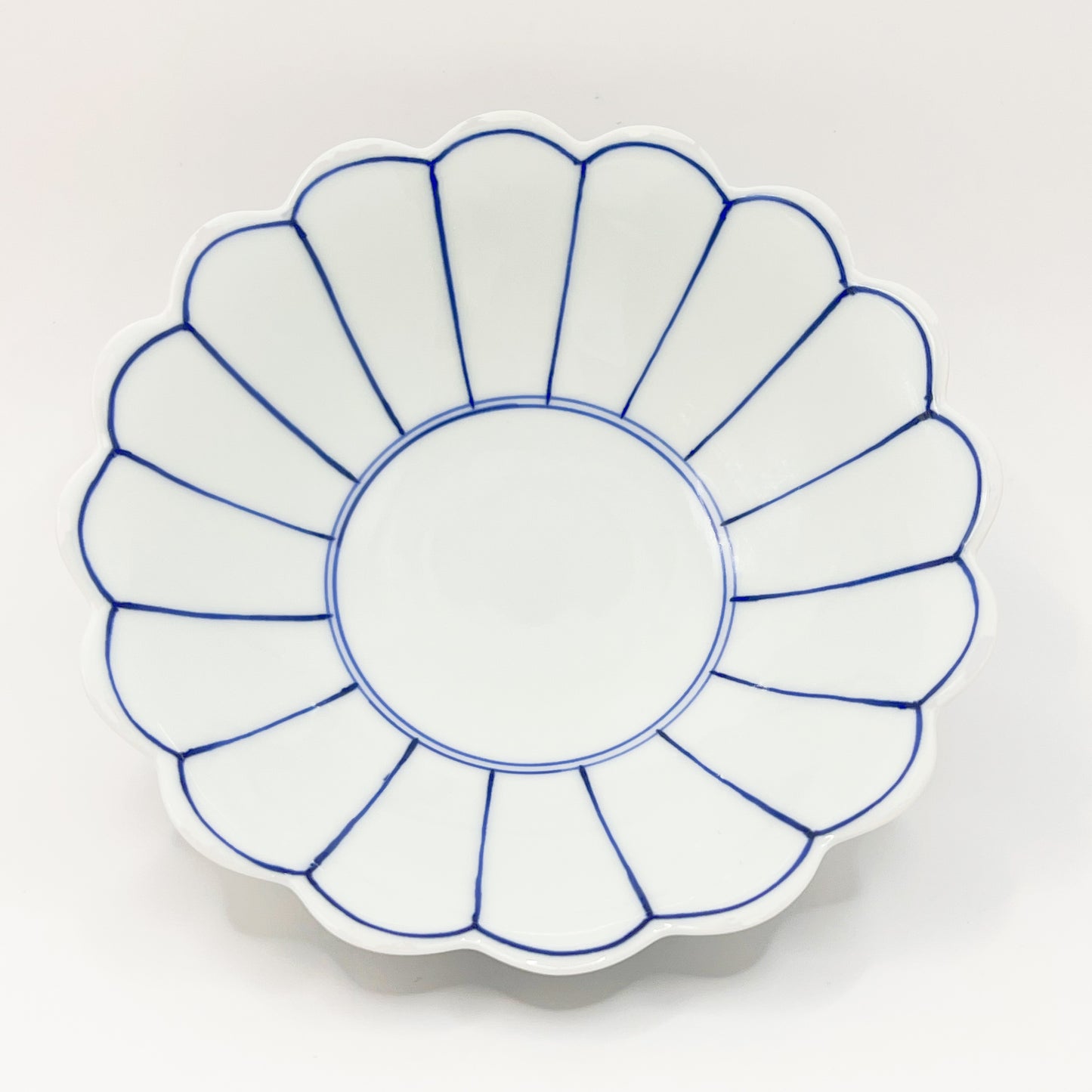 Chrysanthemum Painting Small Bowl 染付内外菊絵小鉢